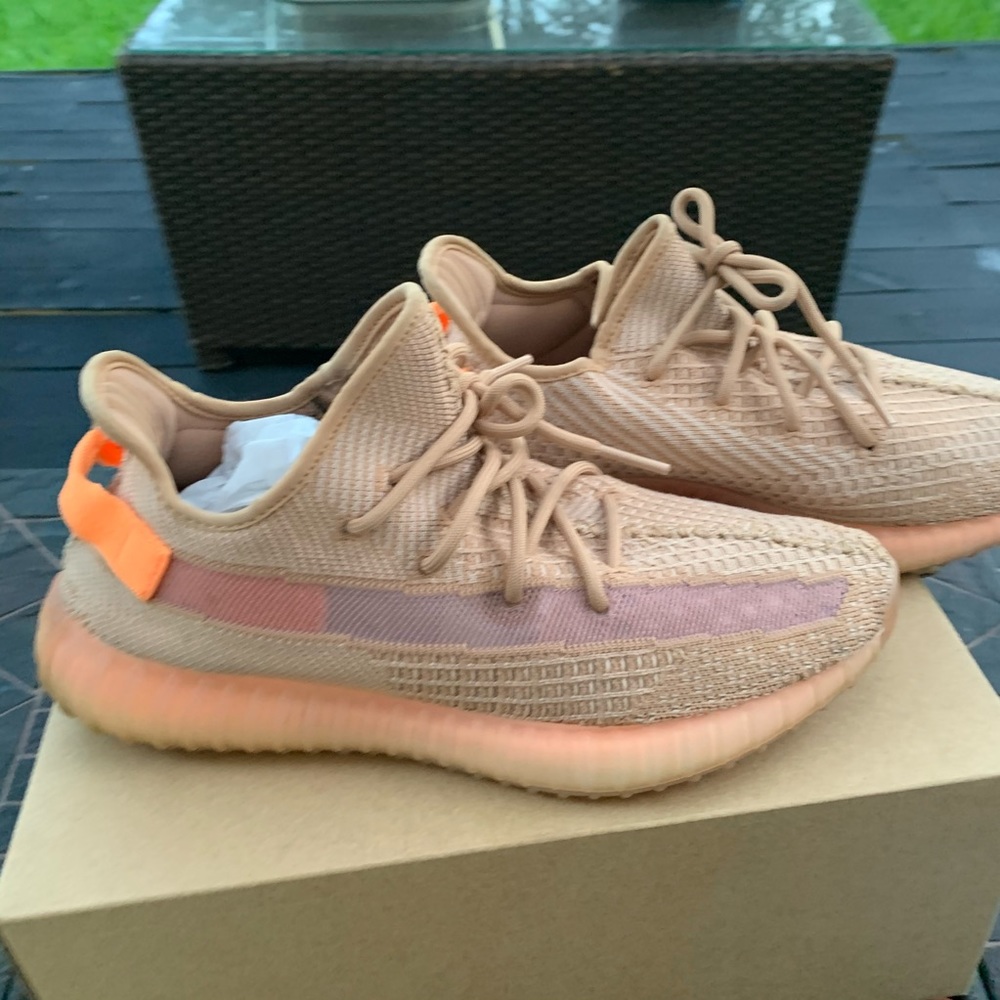 Adidas Yeezy Boost 350 v2 Clay